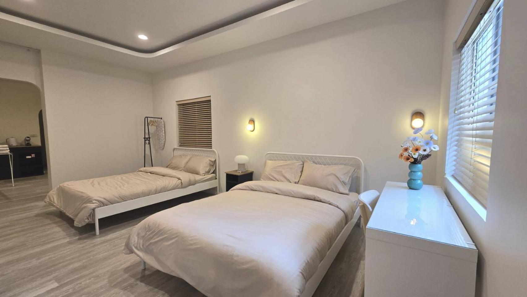 Wang Lang Hostel Bangkok Exterior photo